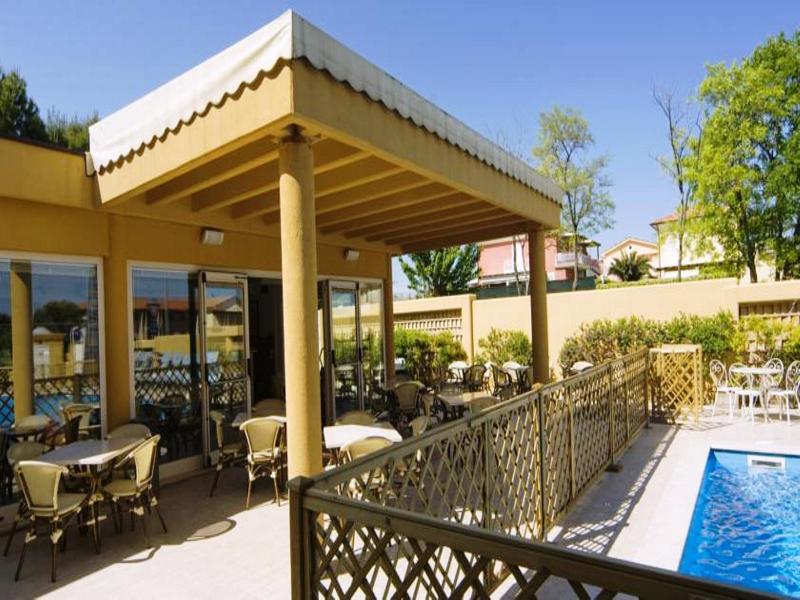 Hotel Residence Il Conero 2 Numana Bagian luar foto